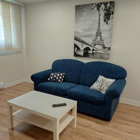 Spacious Basement One Bedroom Apartment, Wifi. Montreal Exteriér fotografie